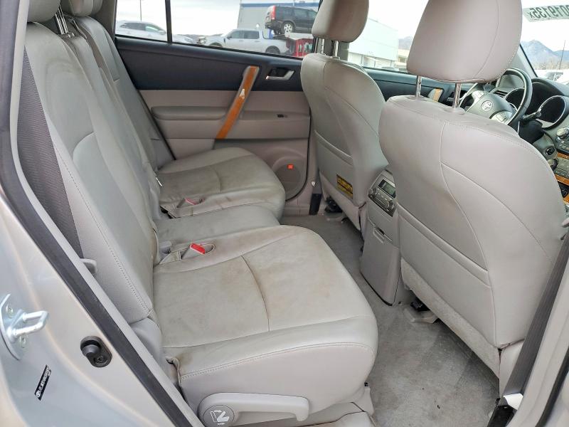 Photo 10 from auction – 2010 TOYOTA HIGHLANDER with VIN JTEJW3EH8A2041805