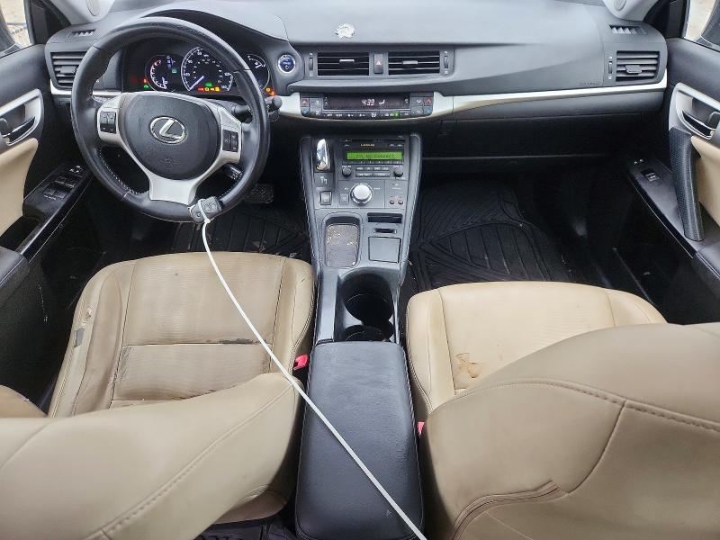 Photo 8 from auction – 2011 LEXUS CT 200 with VIN JTHKD5BH9B2044713