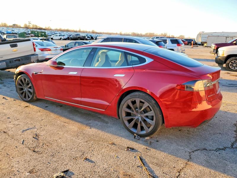 Photo 2 from auction – 2018 TESLA MODEL S with VIN 5YJSA1E22JF272476