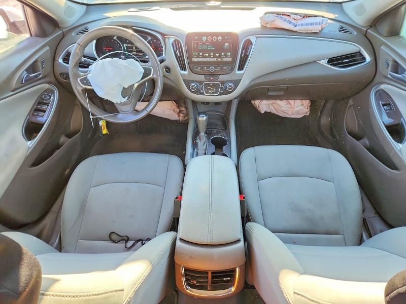 Photo 8 from auction – 2018 CHEVROLET MALIBU LT with VIN 1G1ZD5ST8JF184725