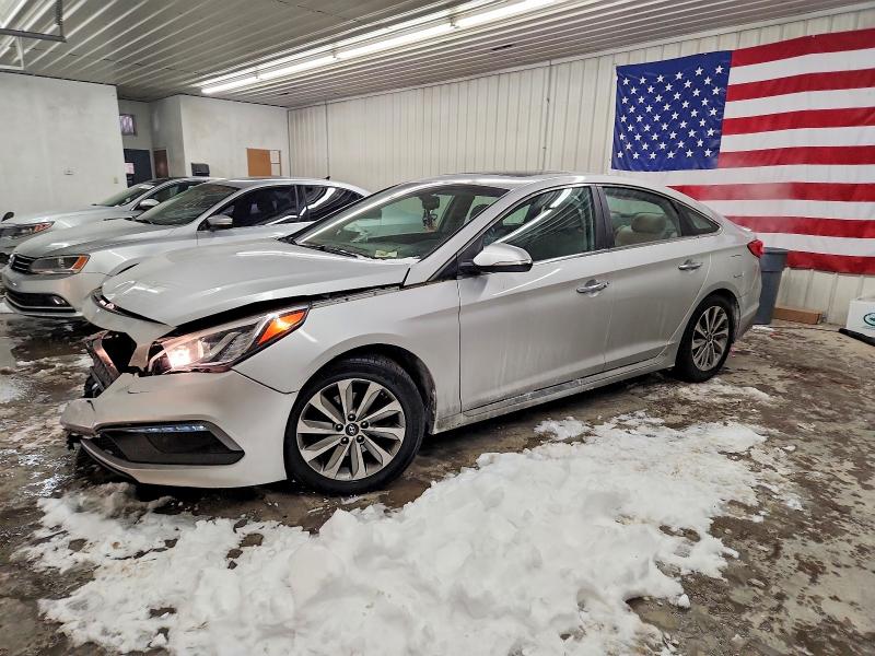 HYUNDAI SONATA SPO 2017 with VIN 5NPE34AF0HH545346 - Photo from auction