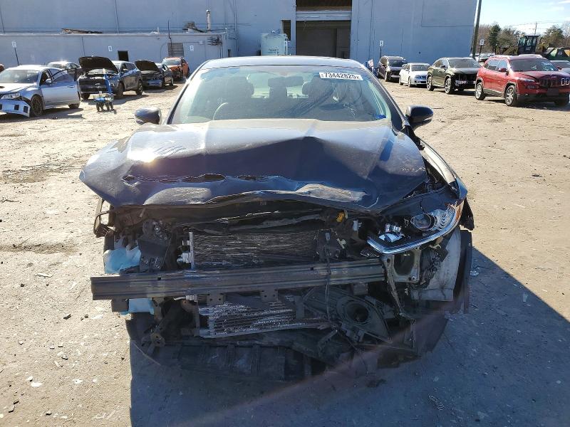 Photo 5 from auction – 2015 FORD FUSION SE with VIN 3FA6P0LU0FR203411