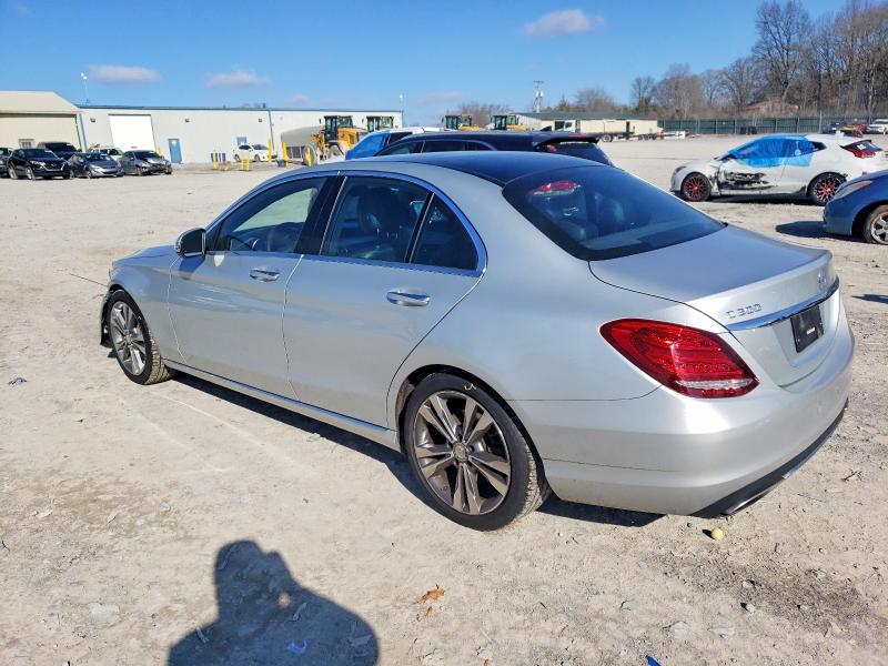 Photo 2 from auction – 2016 MERCEDES-BENZ C 300 with VIN 55SWF4JB3GU125570