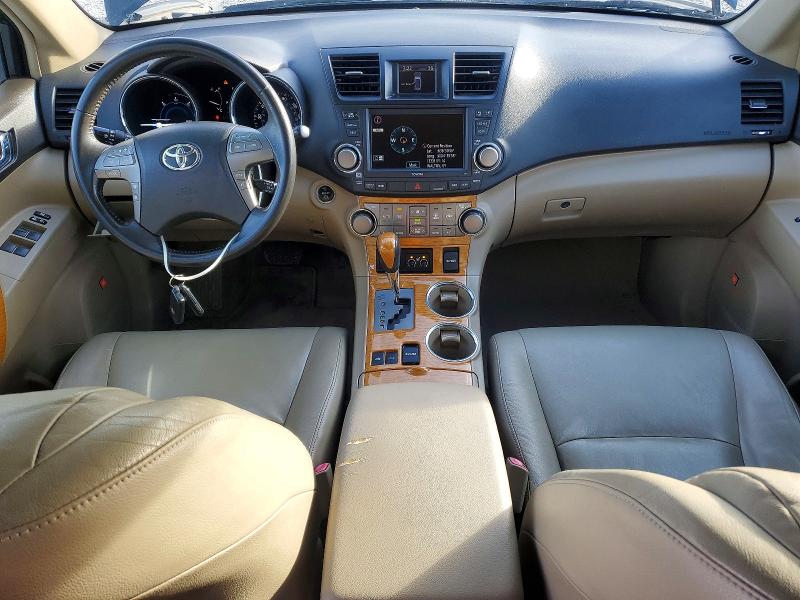 Photo 8 from auction – 2010 TOYOTA HIGHLANDER with VIN JTEJW3EH8A2038225