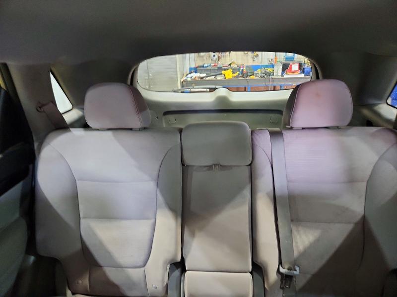Photo 10 from auction – 2014 KIA SORENTO LX with VIN 5XYKTCA68EG531419
