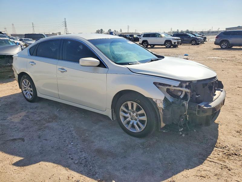 Photo 4 from auction – 2015 NISSAN ALTIMA with VIN 1N4AL3AP0FN308604