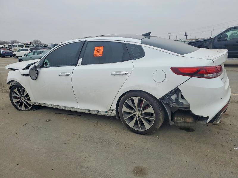 Photo 2 from auction – 2016 KIA OPTIMA with VIN 5XXGW4L28GG085664
