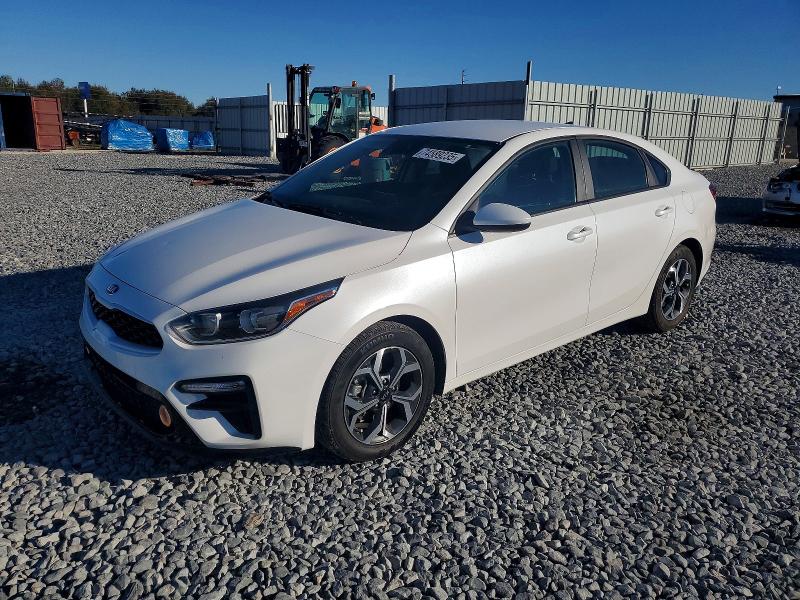 KIA FORTE 2021 with VIN 3KPF24AD6ME292165 - Photo from auction