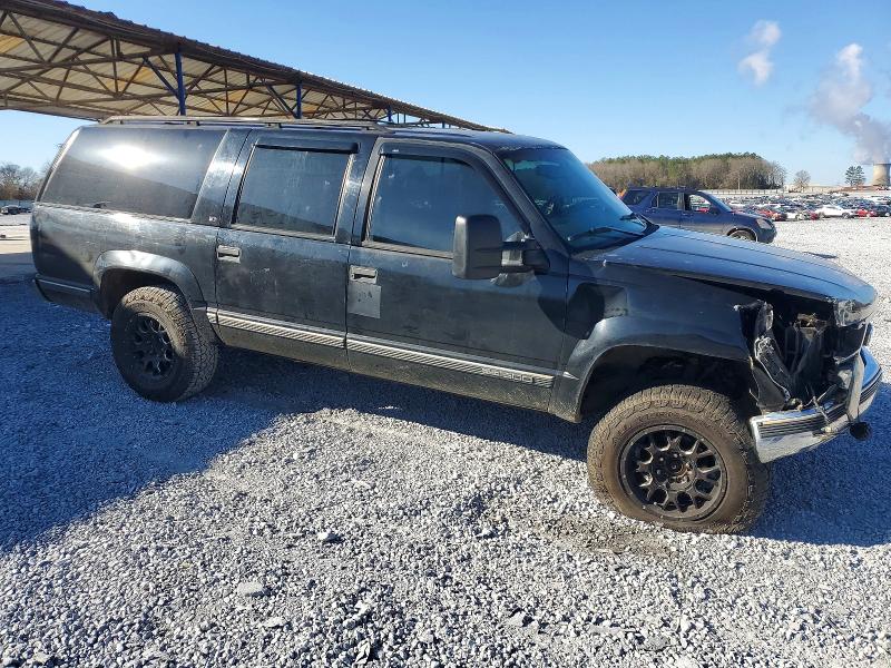 Photo 4 from auction – 1997 GMC SUBURBAN K with VIN 3GKFK16R5VG526065