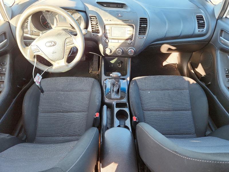 Photo 8 from auction – 2018 KIA FORTE LX with VIN 3KPFK4A77JE280855