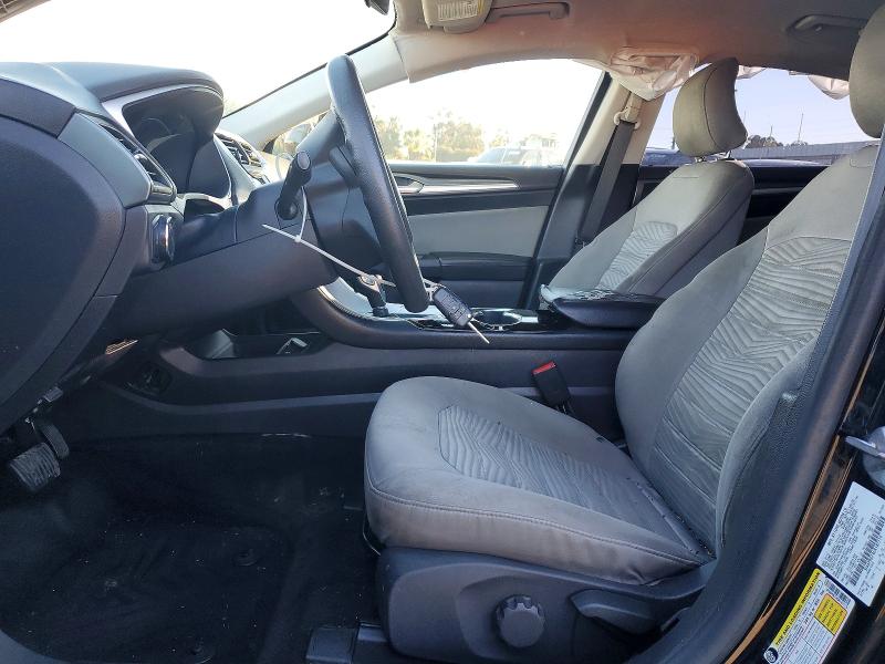 Photo 7 from auction – 2016 FORD FUSION S with VIN 3FA6P0G74GR187719