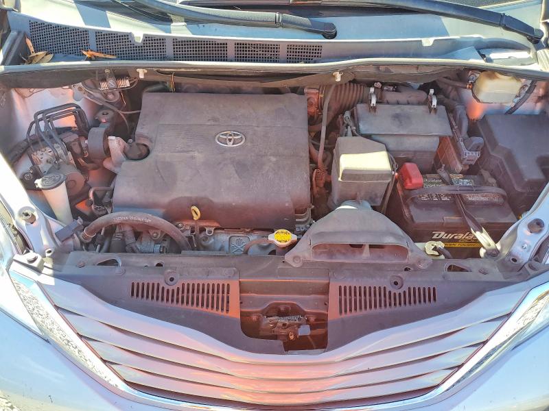Photo 12 from auction – 2016 TOYOTA SIENNA with VIN 5TDYK3DC5GS716404