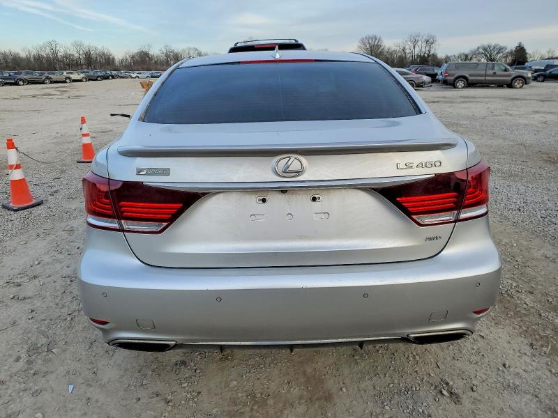 Photo 6 from auction – 2015 LEXUS LS with VIN JTHCL5EF8F5025253