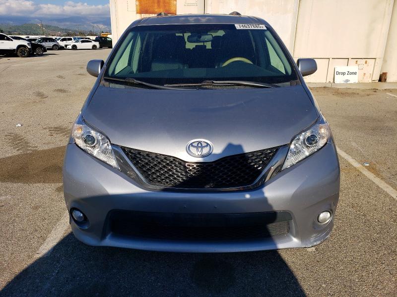Photo 5 from auction – 2012 TOYOTA SIENNA with VIN 5TDXK3DC1CS243395