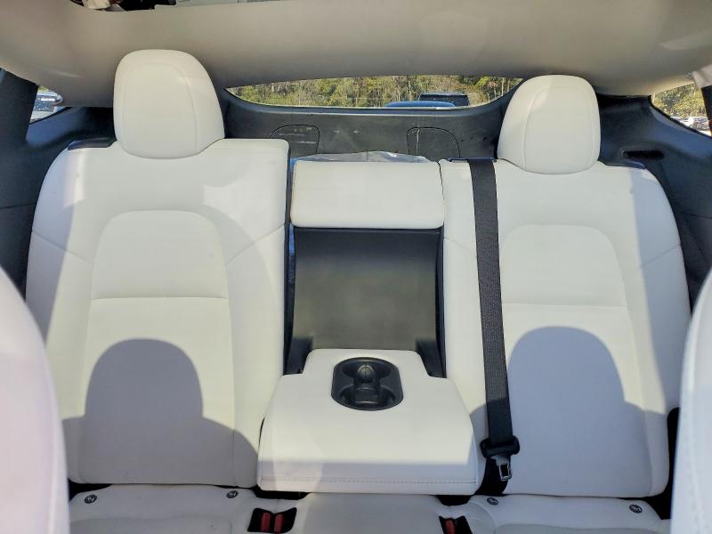 Photo 10 from auction – 2020 TESLA MODEL Y with VIN 5YJYGDEE2LF018970