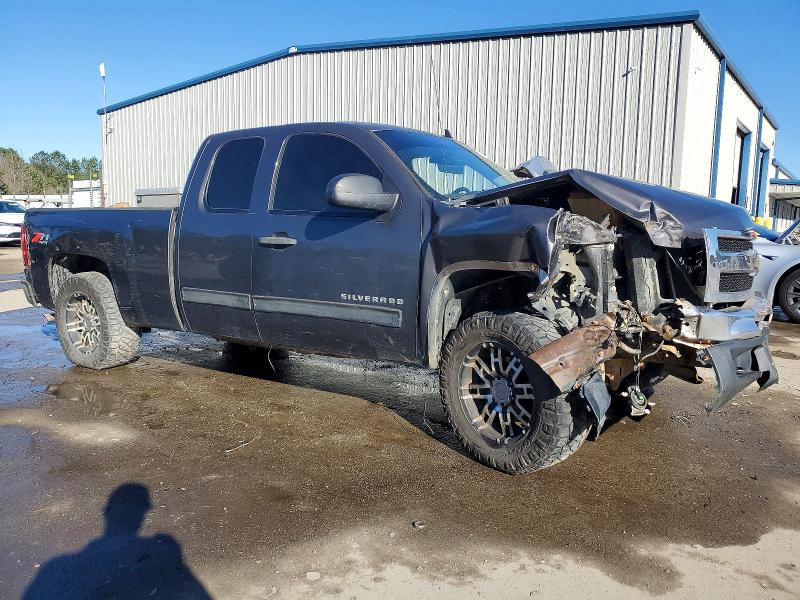 Photo 4 from auction – 2011 CHEVROLET SILVERADO with VIN 1GCRKSE31BZ130948