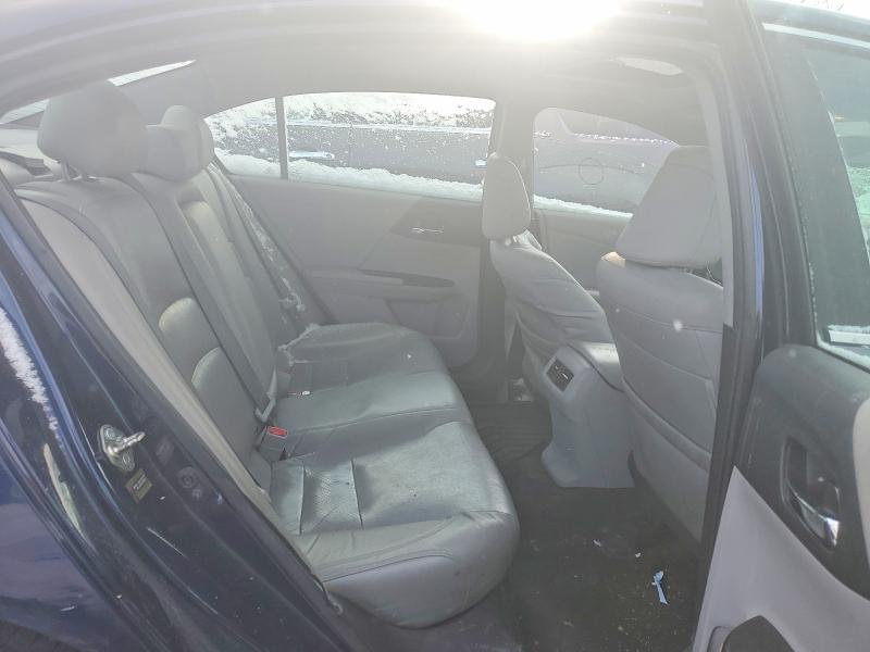 Photo 10 from auction – 2017 HONDA ACCORD with VIN 1HGCR3F06HA017632