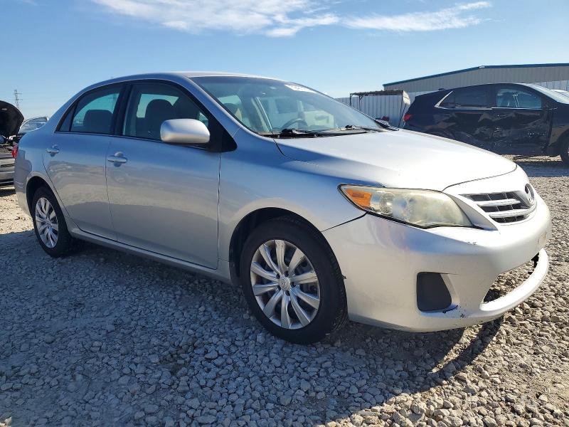 Photo 4 from auction – 2013 TOYOTA COROLLA BA with VIN 5YFBU4EE3DP148566