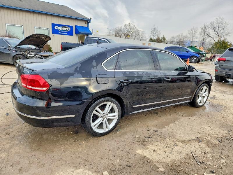 Photo 3 from auction – 2014 VOLKSWAGEN PASSAT SEL with VIN 1VWCN7A32EC038333