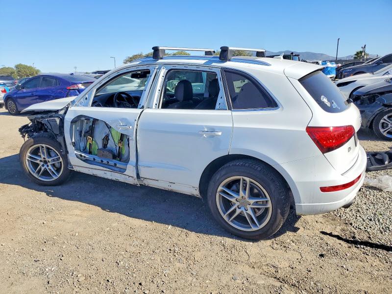 Photo 2 from auction – 2017 AUDI Q5 PREMIUM with VIN WA1C2AFP2HA071847