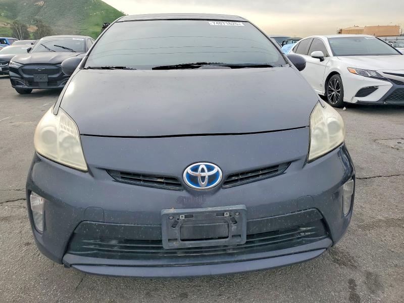 Photo 5 from auction – 2013 TOYOTA PRIUS with VIN JTDKN3DU0D5652506