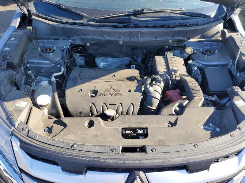 Photo 11 from auction – 2023 MITSUBISHI OUTLANDER with VIN JA4ARUAU9PU007495
