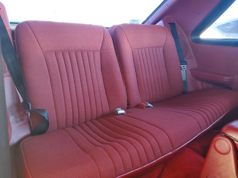 Photo 10 from auction – 1990 FORD MUSTANG GT with VIN 1FACP42E7LF140272