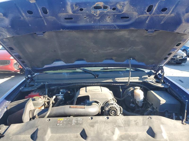 Photo 11 from auction – 2013 CHEVROLET SILVERADO with VIN 1GCRKSE70DZ373737