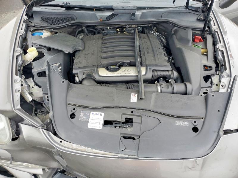 Photo 12 from auction – 2011 PORSCHE CAYENNE with VIN WP1AA2A29BLA02584