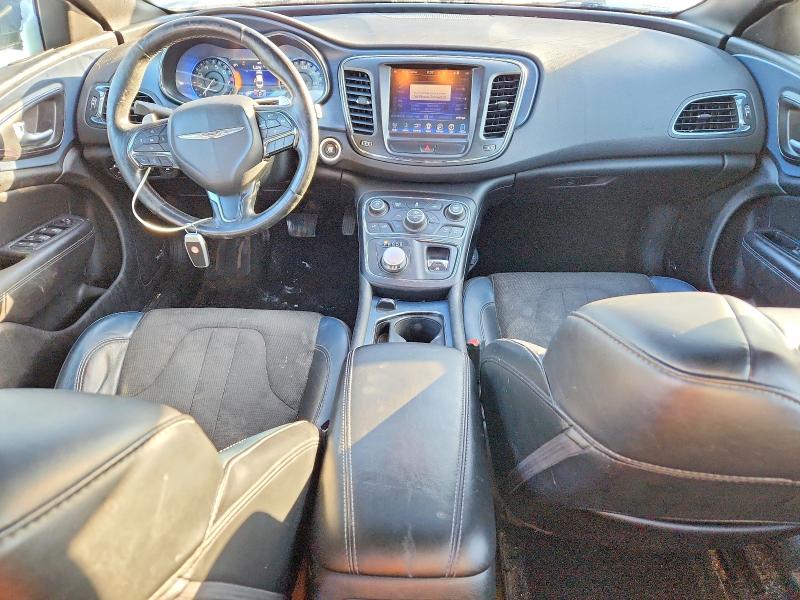 Photo 8 from auction – 2015 CHRYSLER 200 LX with VIN 1C3CCCDG5FN690888