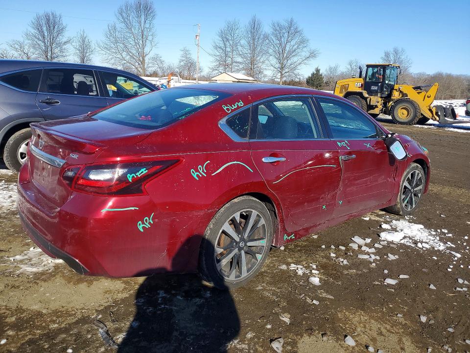 Photo 3 from auction – 2018 NISSAN ALTIMA with VIN 1N4AL3AP6JC107388