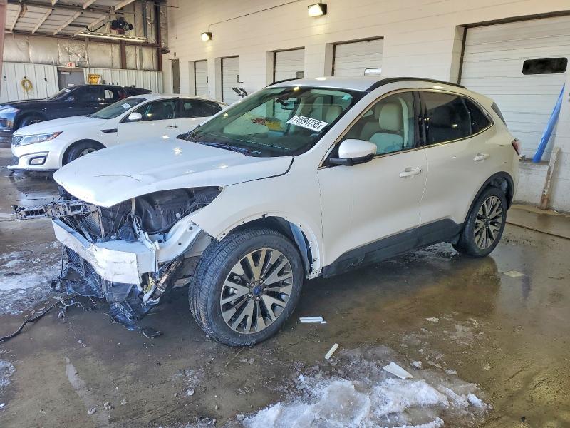 FORD ESCAPE TIT 2020 with VIN 1FMCU9J93LUB09340 - Photo from auction