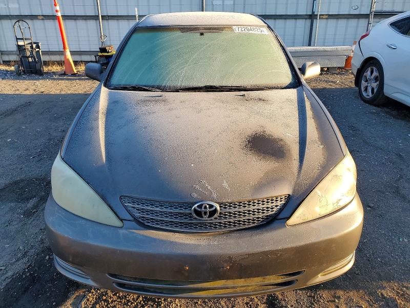 Photo 5 from auction – 2004 TOYOTA CAMRY LE with VIN 4T1BE32K14U794382