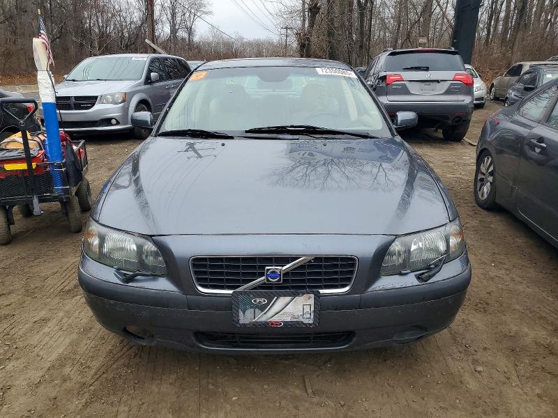 Photo 5 from auction – 2004 VOLVO S60 with VIN YV1RS61T842403208