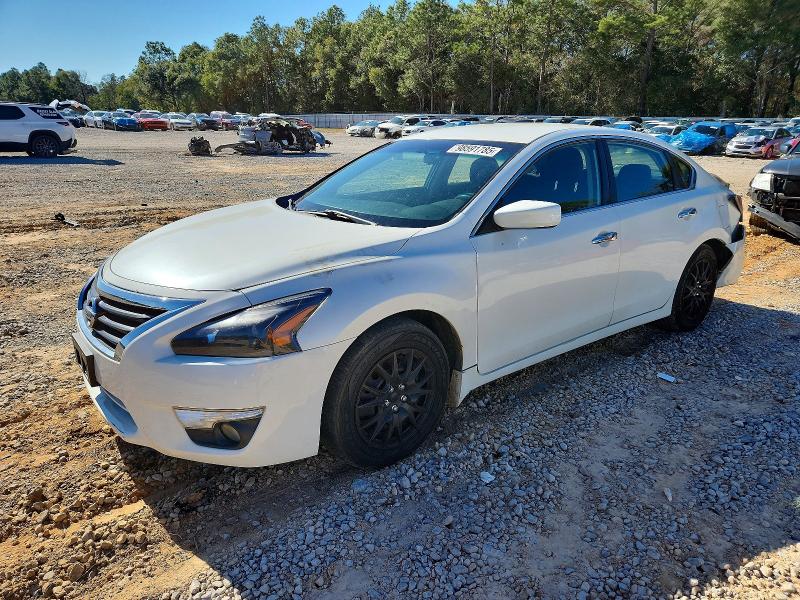 NISSAN ALTIMA 2015 with VIN 1N4AL3AP6FC470829 - Photo from auction