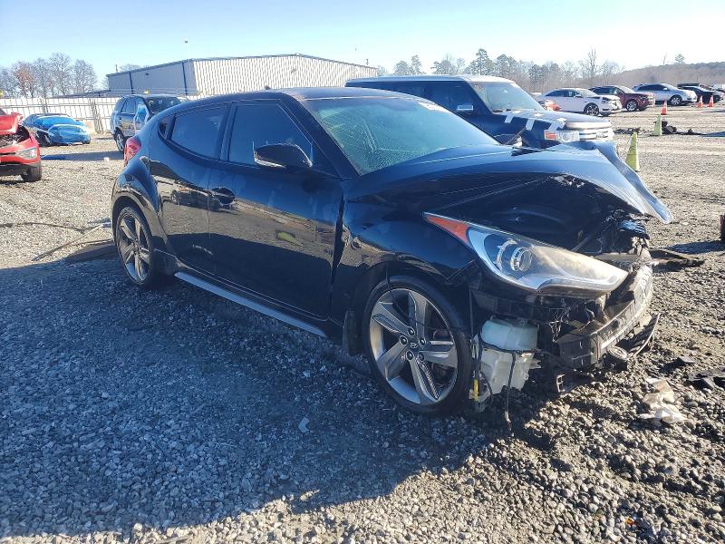Photo 4 from auction – 2013 HYUNDAI VELOSTER T with VIN KMHTC6AE0DU172234