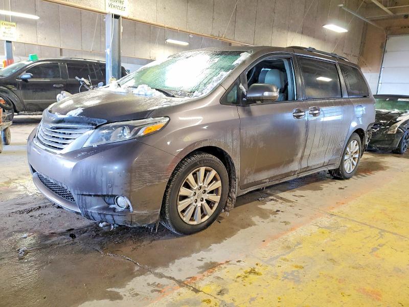 TOYOTA SIENNA XLE 2015 with VIN 5TDDK3DC1FS119568 - Photo from auction