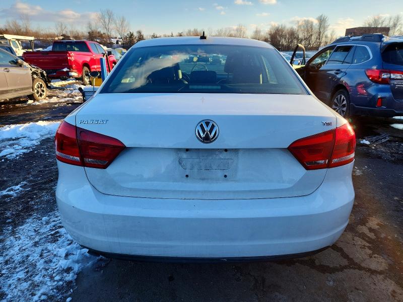 Photo 6 from auction – 2014 VOLKSWAGEN PASSAT S with VIN 1VWAT7A31EC034691
