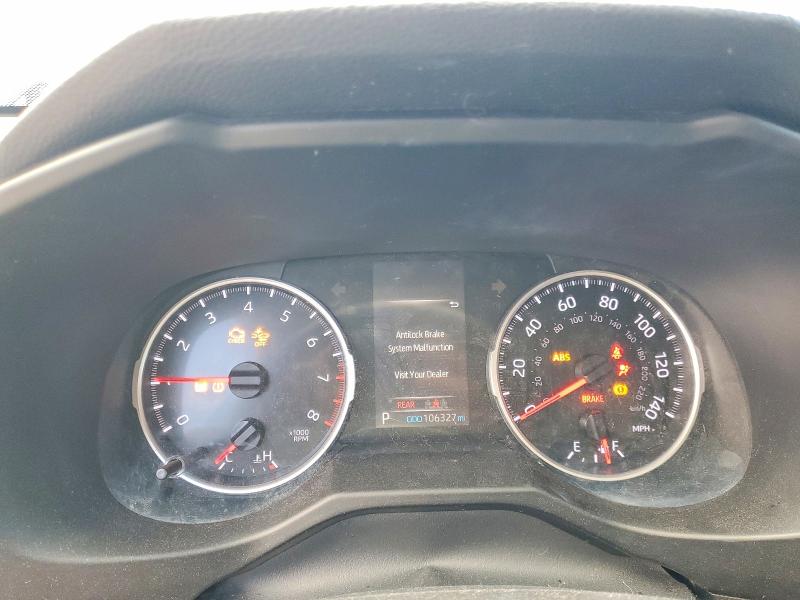 Photo 9 from auction – 2021 TOYOTA RAV4 with VIN 2T3H1RFV2MW133688