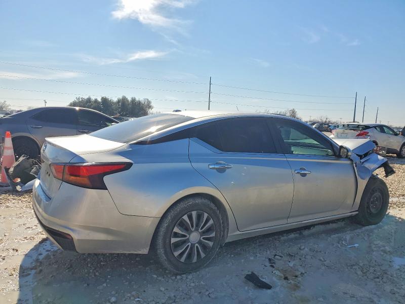 Photo 3 from auction – 2020 NISS ALTIMA with VIN 1N4BL4BV2LC250901