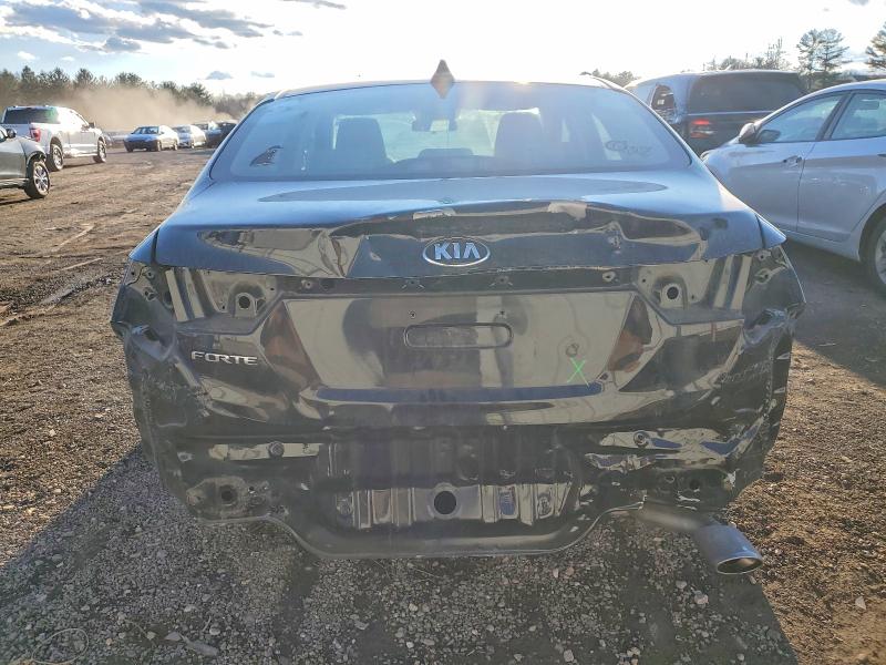Photo 6 from auction – 2019 KIA FORTE FE with VIN 3KPF24AD5KE042767