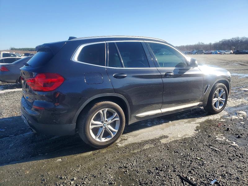 Photo 3 from auction – 2019 BMW X3 SDRIVE3 with VIN 5UXTR7C5XKLF36198