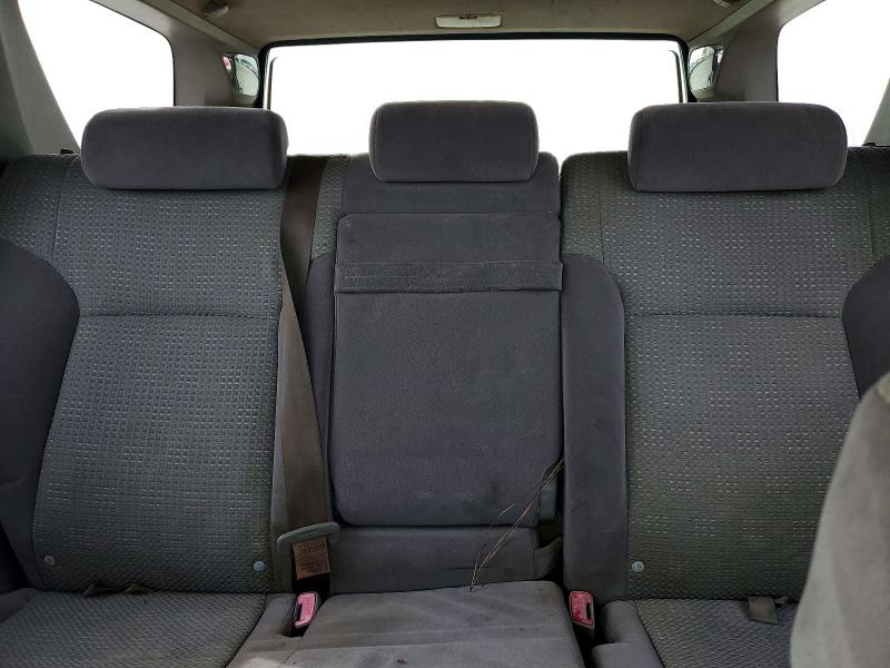 Photo 10 from auction – 2004 TOYOTA 4RUNNER SR with VIN JTEBT14R340045272