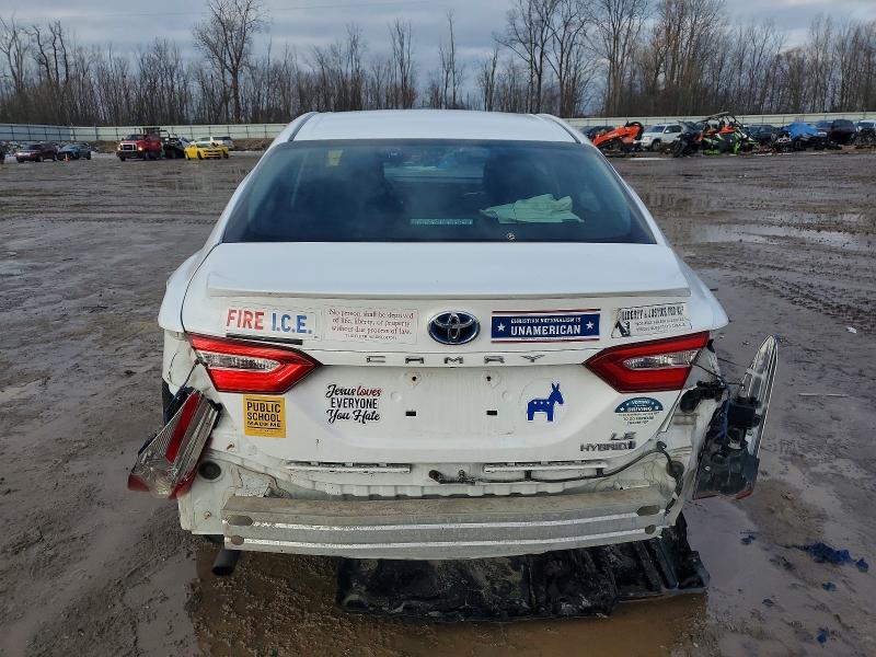 Photo 6 from auction – 2018 TOYOTA CAMRY LE with VIN 4T1B31HK4JU002268