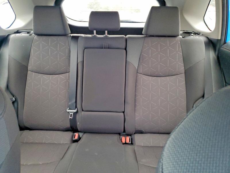 Photo 10 from auction – 2019 TOYOTA RAV4 XLE with VIN 2T3RWRFV0KW008448