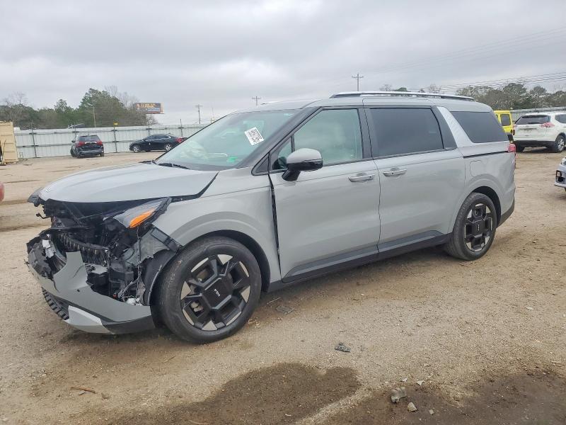 KIA CARNIVAL E 2025 with VIN KNDNC5K30S6476301 - Photo from auction
