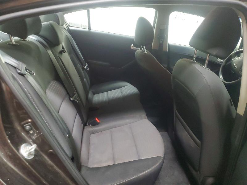 Photo 10 from auction – 2017 KIA FORTE LX with VIN 3KPFL4A74HE145937