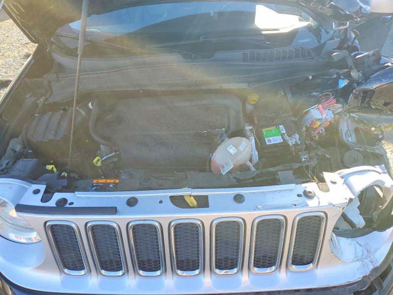 Photo 12 from auction – 2016 JEEP RENEGADE with VIN ZACCJBDT9GPD48586