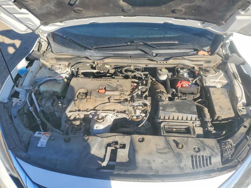 Photo 11 from auction – 2018 HONDA CIVIC LX with VIN 2HGFC2F53JH576969