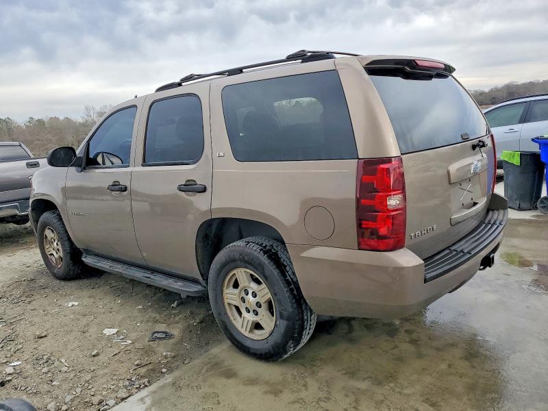 Photo 2 from auction – 2007 CHEVROLET TAHOE C150 with VIN 1GNFC13J67R166015